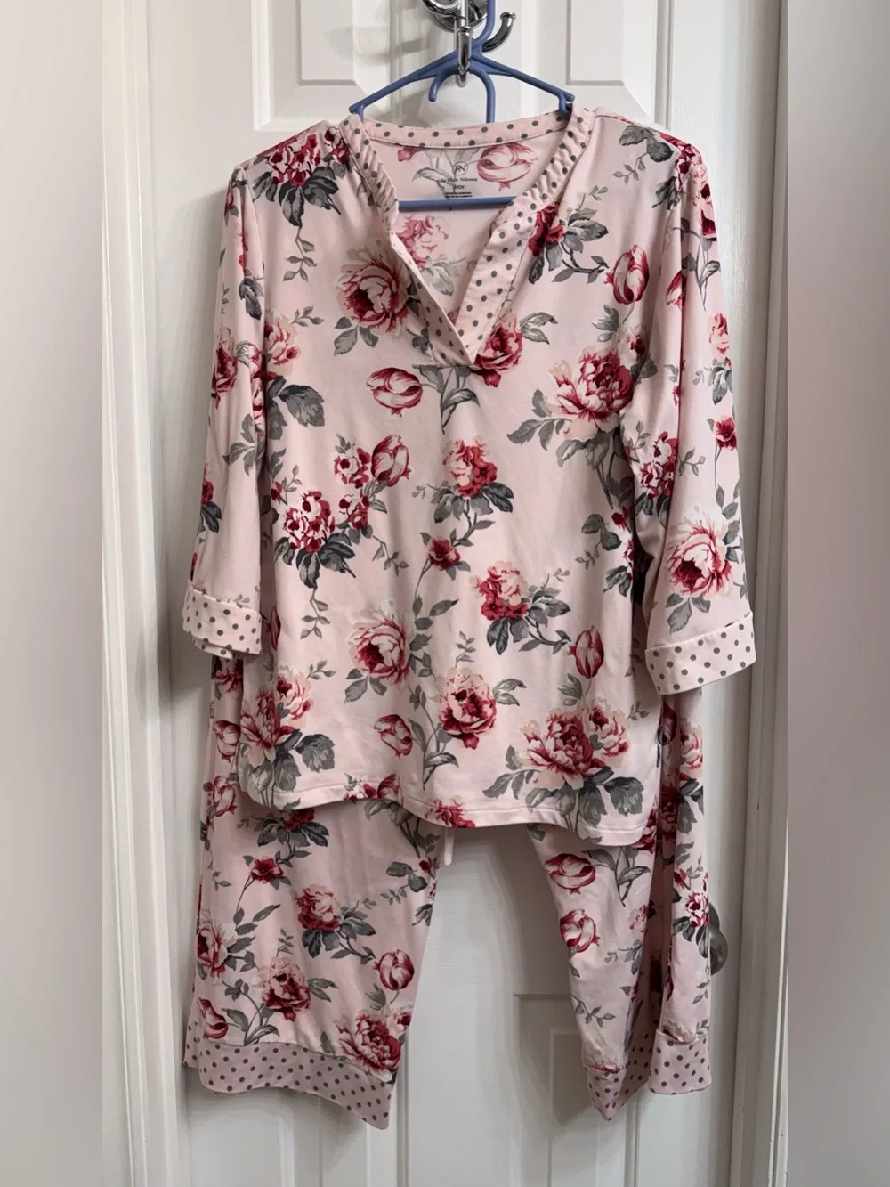 Flora Nikrooz Soft Floral Pink Women's Pajama Set with Pockets, Long Top & Pants